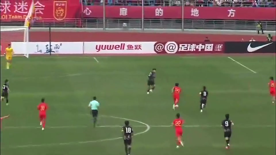 今天国足首秀徐彬曾抢断后高速带球网友这是卡塞米彬吗