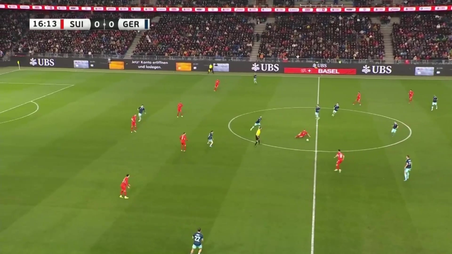 德国中场传球被断恩多耶禁区内晃开防守小角度劲射破门