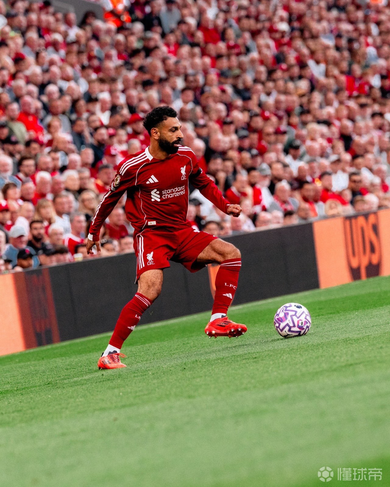 卫报：利物浦希望萨拉赫赶上踢曼城，伊萨克更可能对巴黎回归