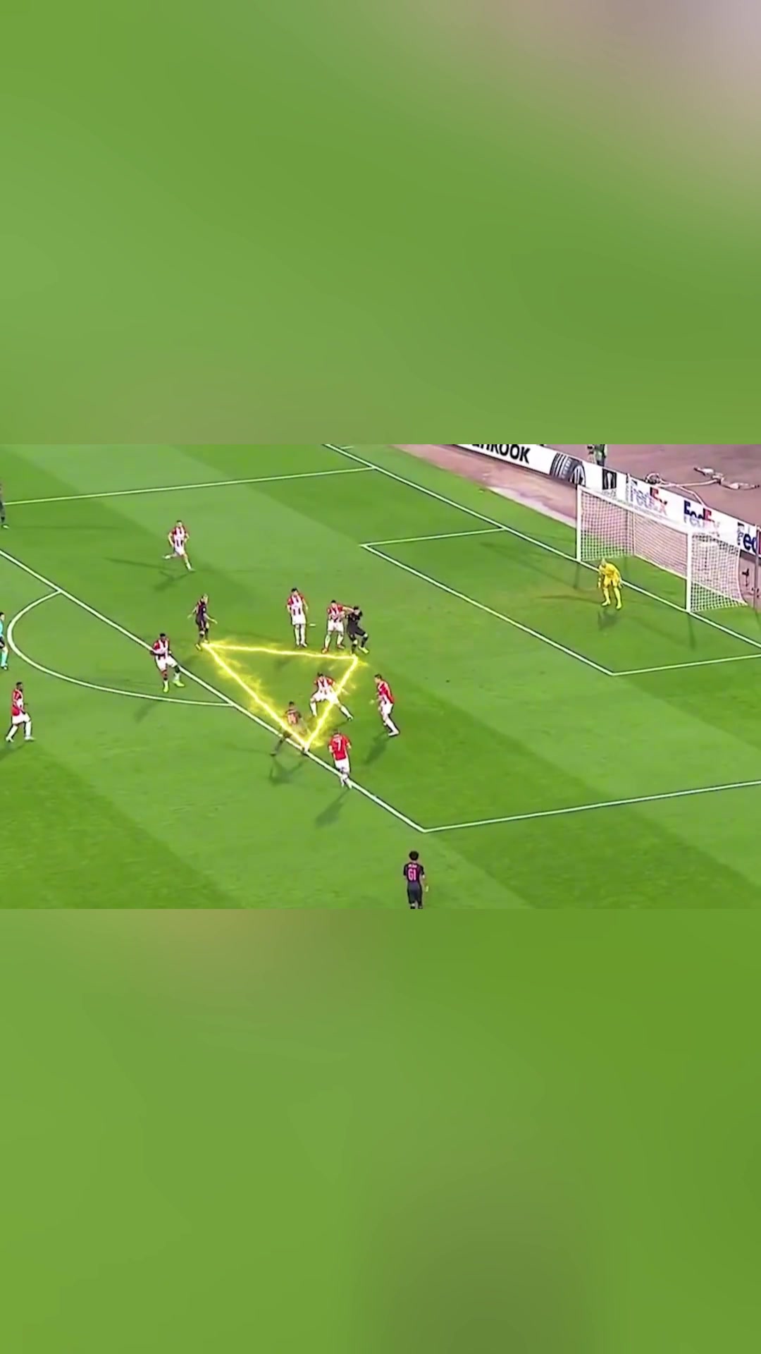 天王盖地虎吉鲁这脚处理堪称艺术