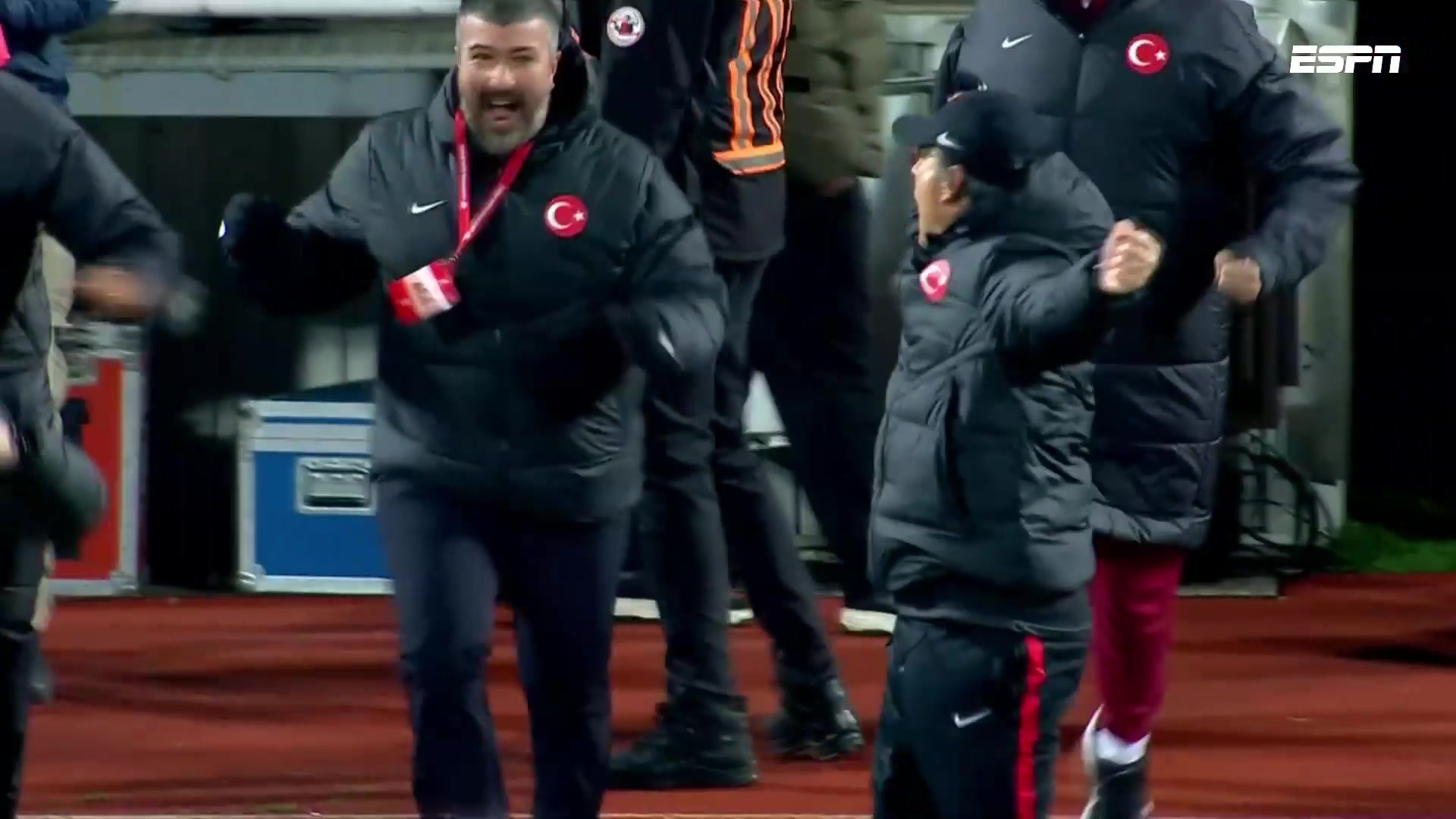 重返世界杯舞台土耳其1-0胜科索沃时隔24年晋级世界杯