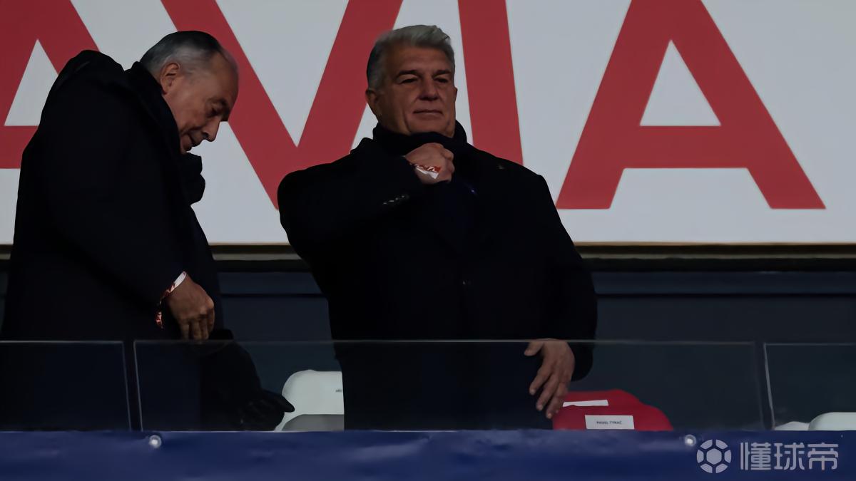 每体：拉波尔塔是包厢中最乐观的人，他坚信球队能够翻盘