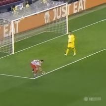 六台记者：普维尔手球时，VAR以为巴萨球员在抱怨马竞浪费时间